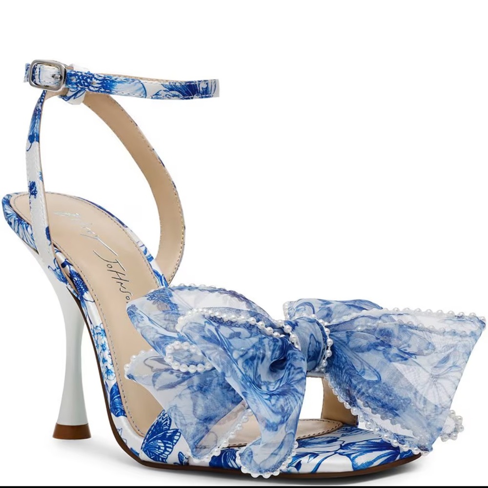 Betsey Johnson - Fawn Floral Pearl Bow Dress Sandals - Size 8